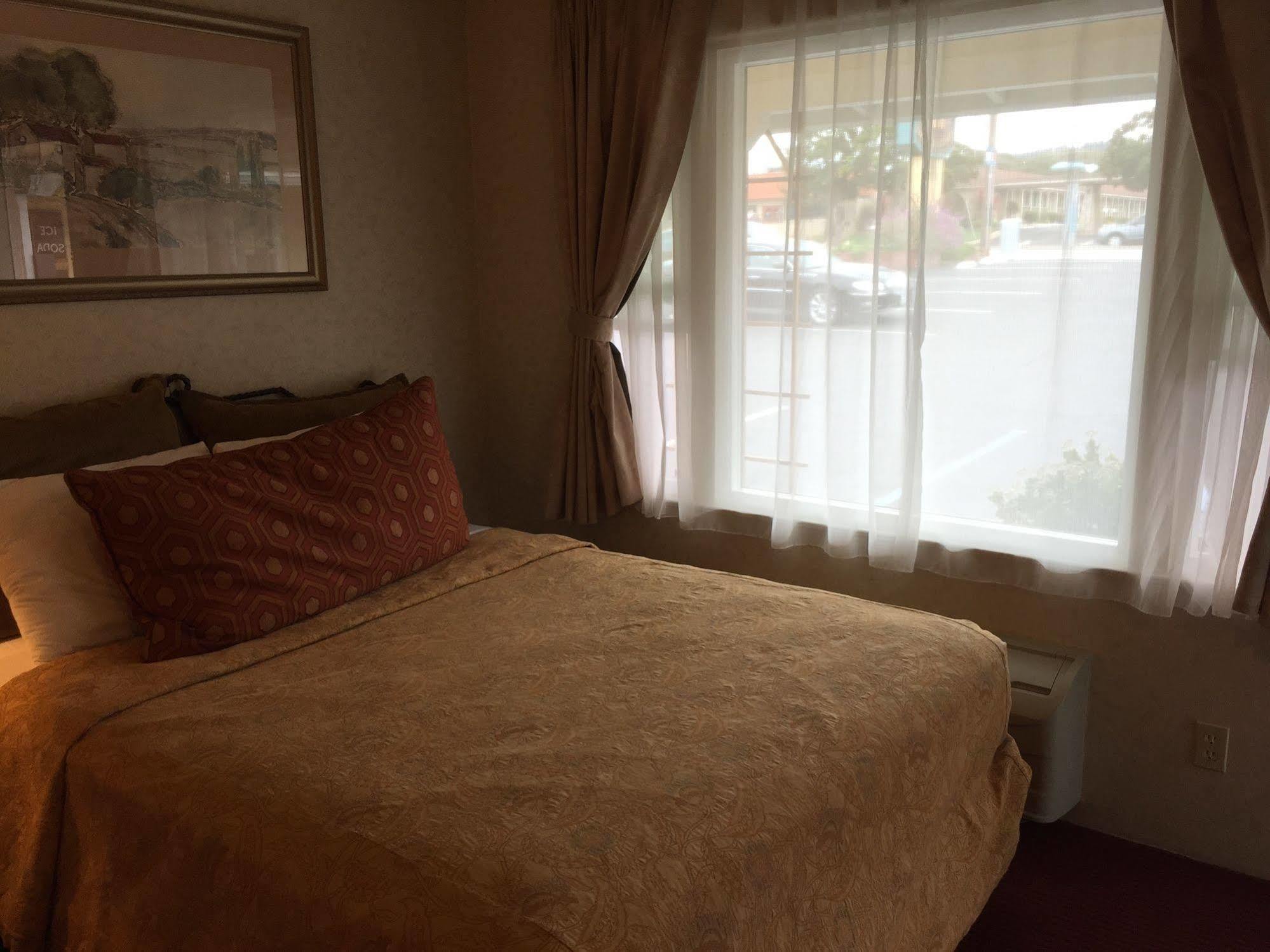 Casa Verde Inn Monterey Ngoại thất bức ảnh