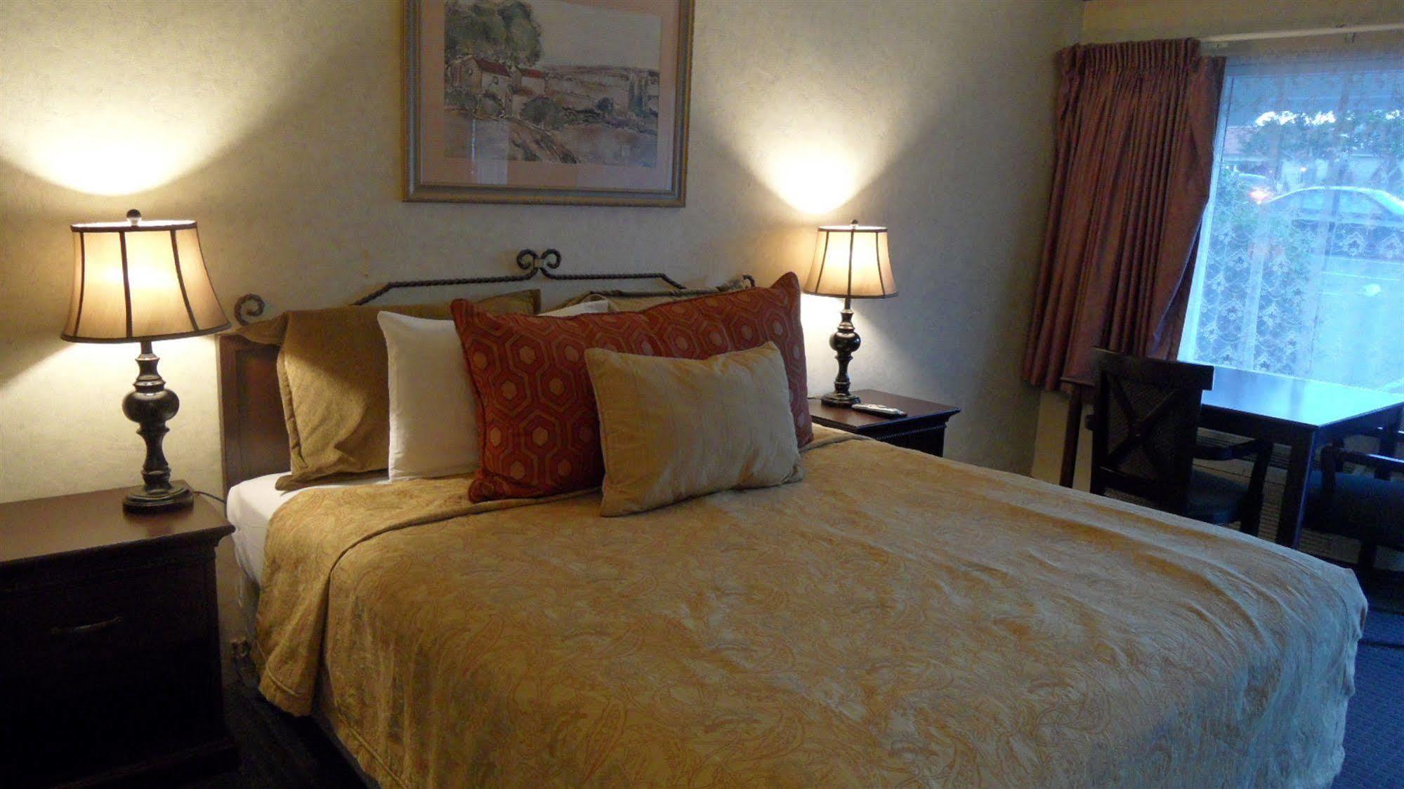 Casa Verde Inn Monterey Ngoại thất bức ảnh